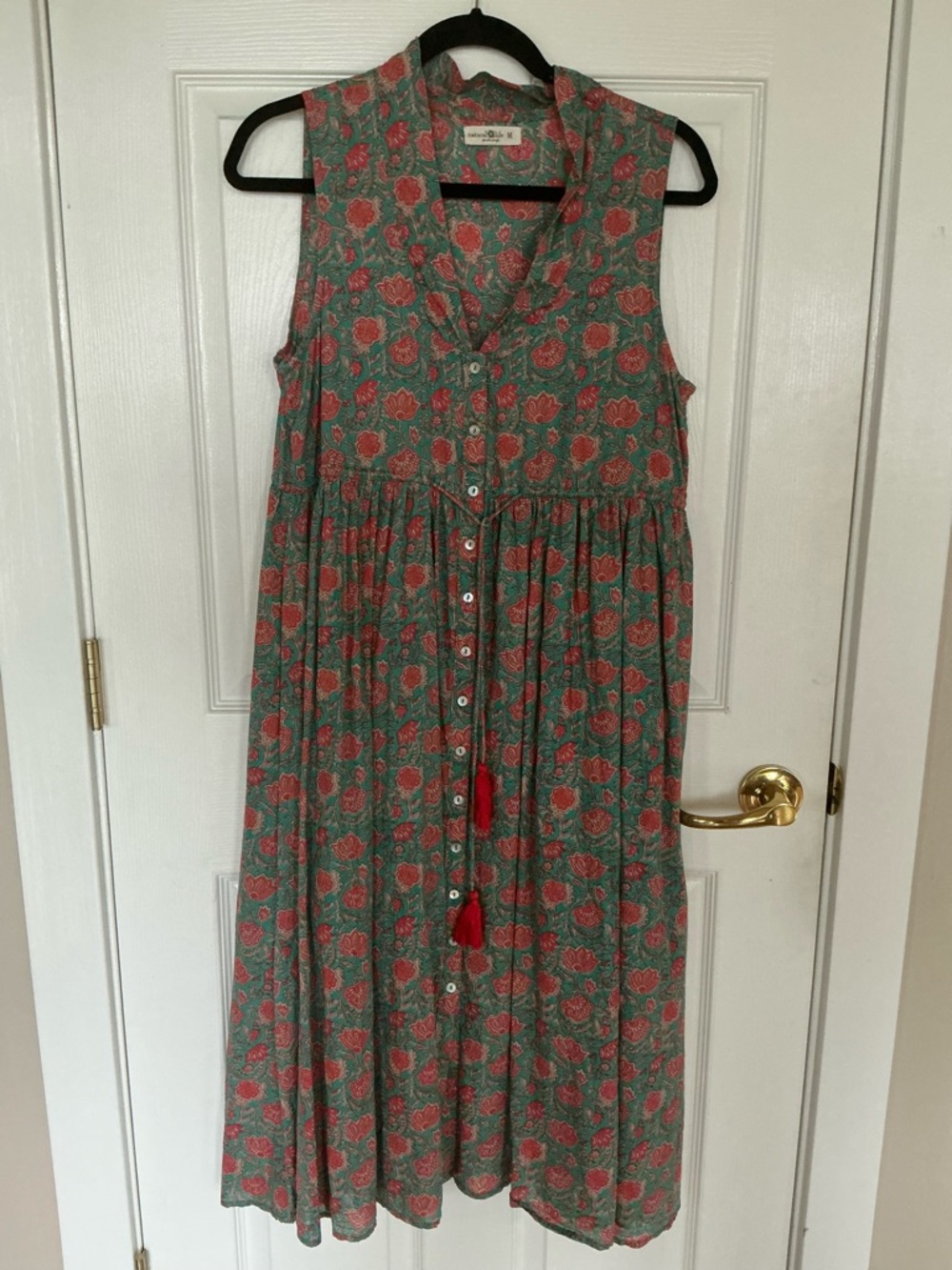 NATURAL LIFE Green Midi Dress with Coral Floral Pattern and Tassel Tie